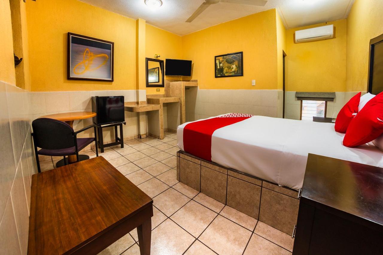 Hotel San Marcos Лос Мочис Екстериор снимка